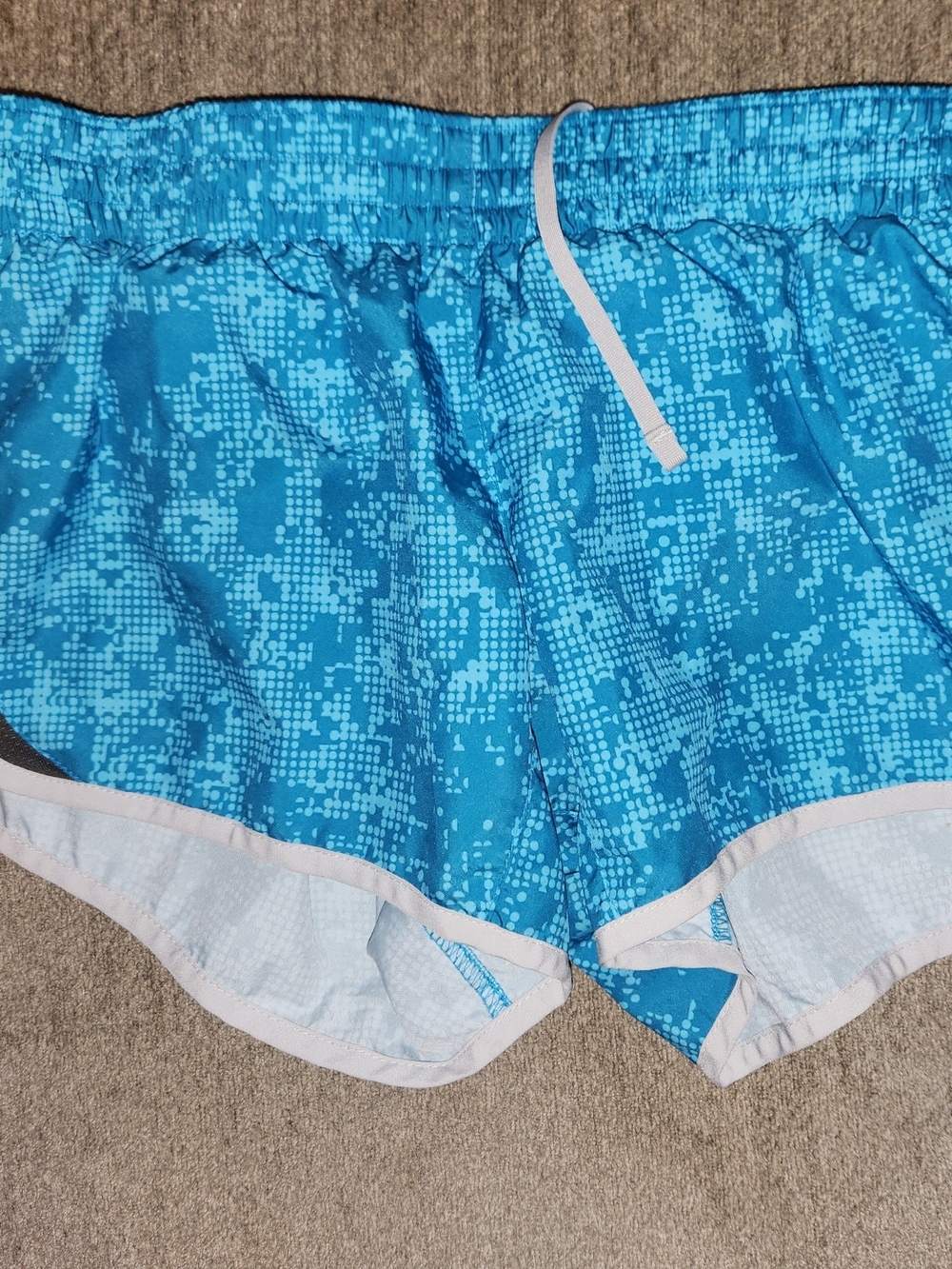 Nike Blue Pixel-Print Girls' Athletic Shorts Large